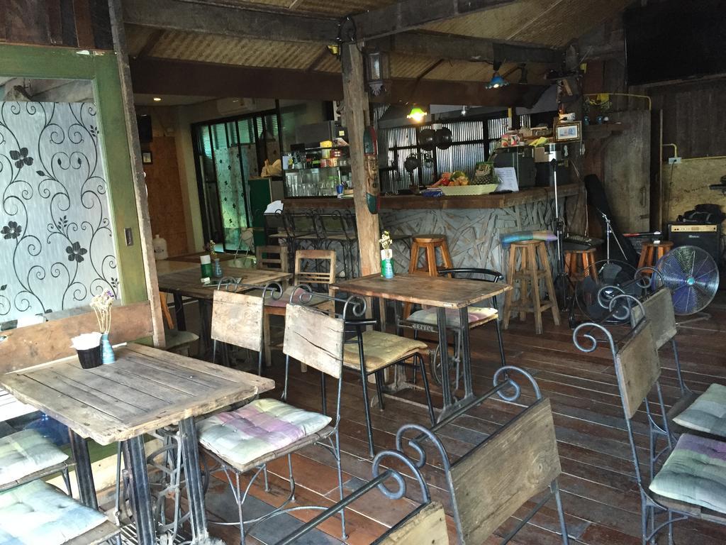 Baanlansa Bed&Bar Chiang Mai Exterior foto