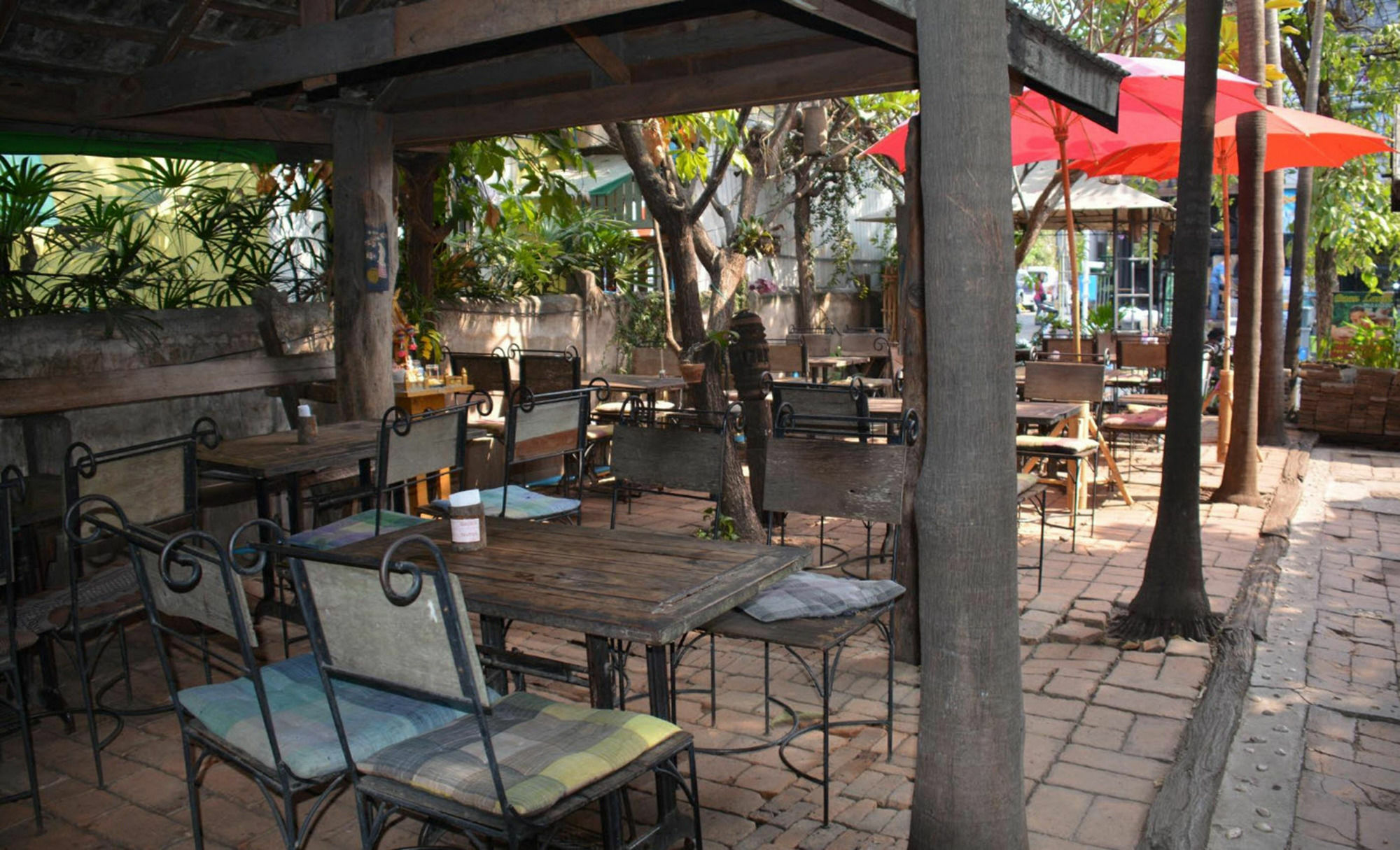 Baanlansa Bed&Bar Chiang Mai Exterior foto