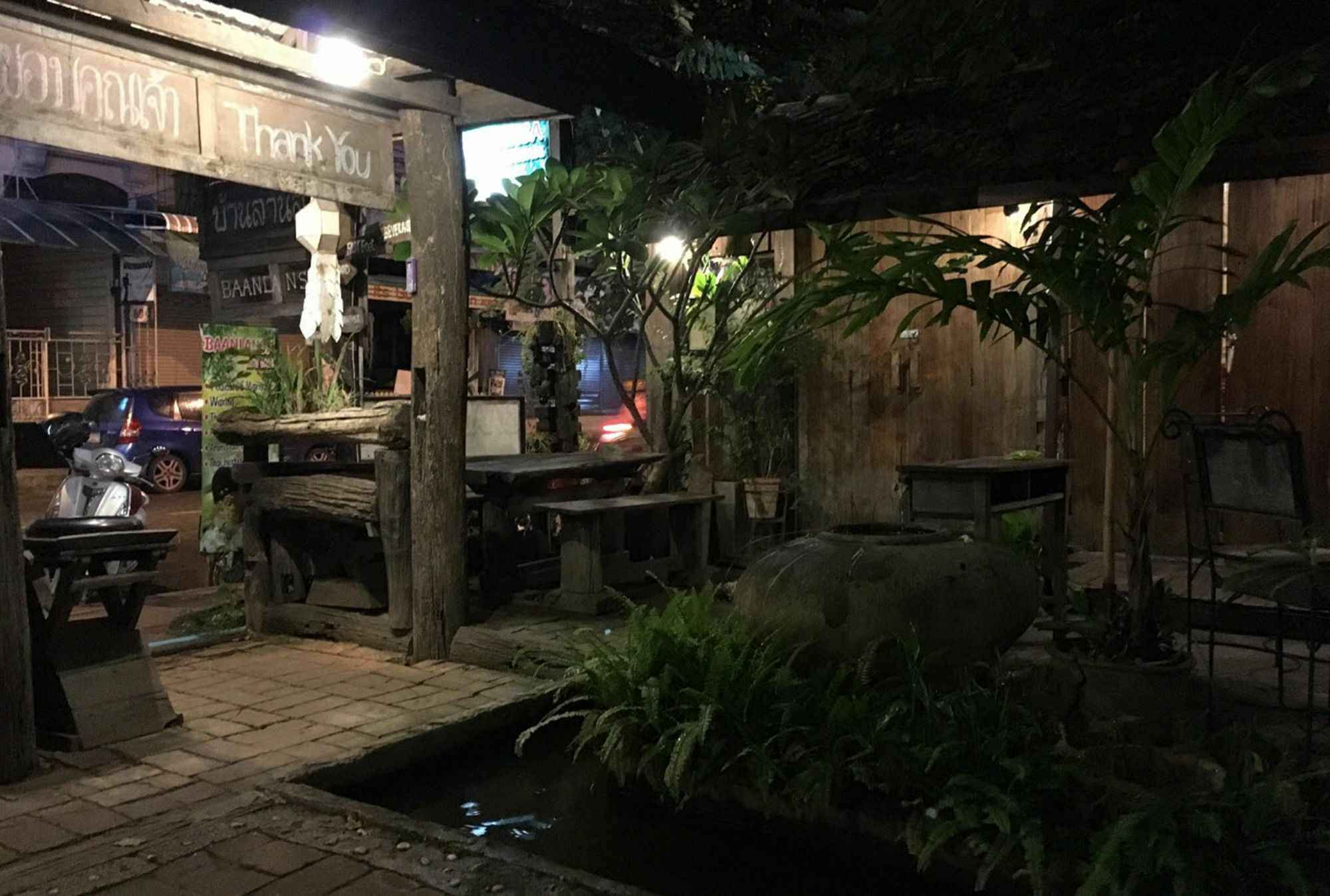 Baanlansa Bed&Bar Chiang Mai Exterior foto